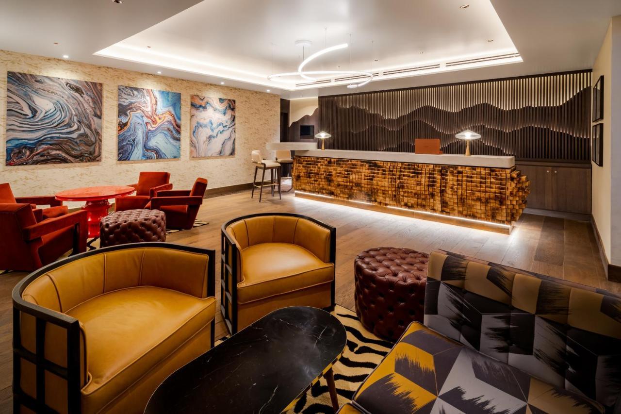 Five Zurich - Luxury City Resort Exterior photo The lounge at the airport