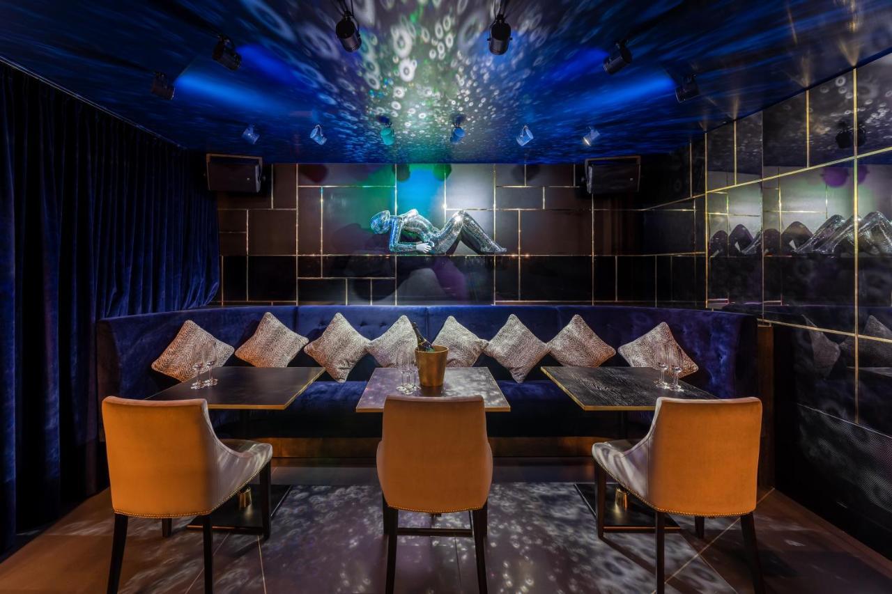 Five Zurich - Luxury City Resort Exterior photo The interior of the nightclub